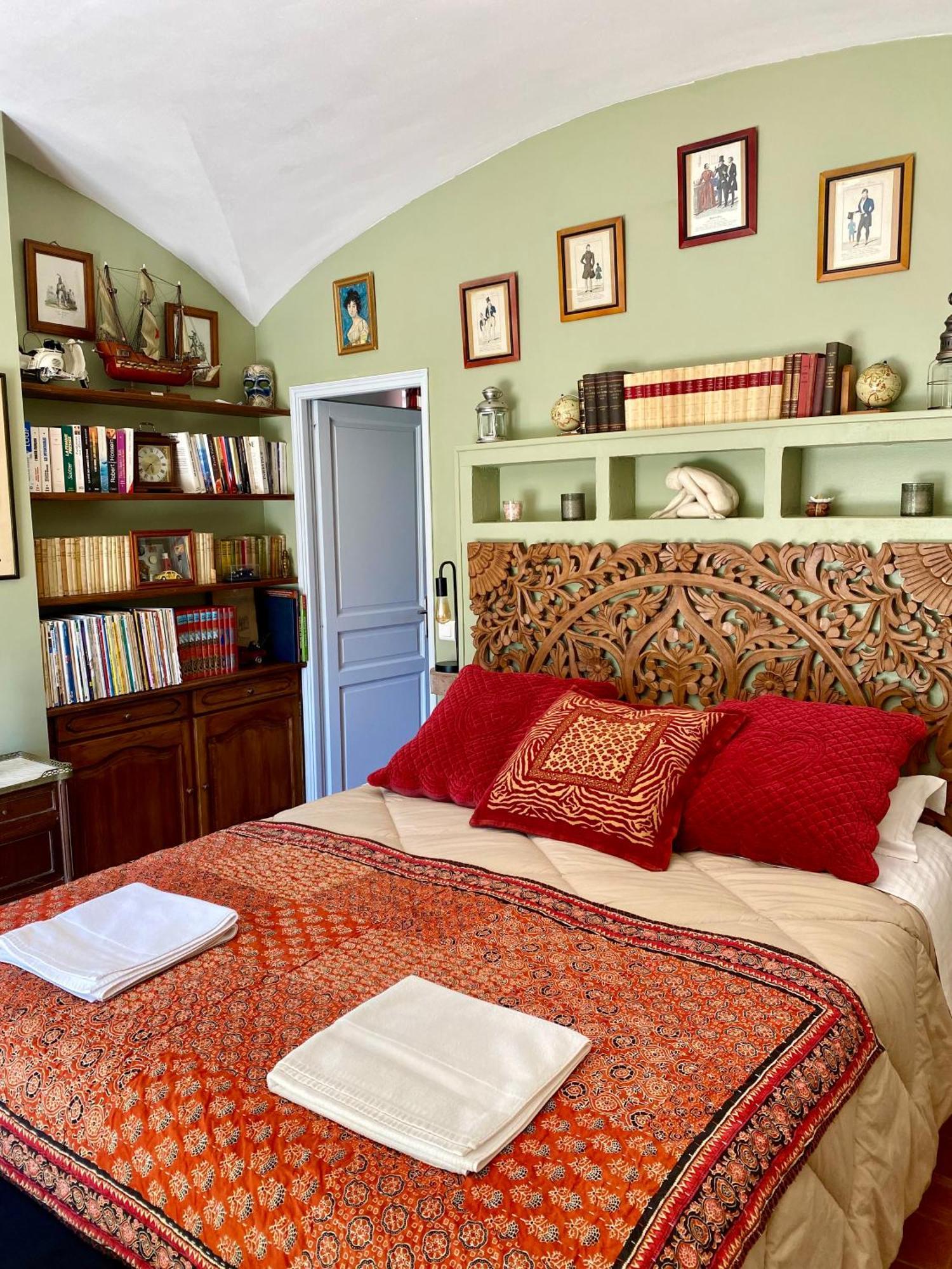 Mondragon Domaine Du Commandeur B&B 외부 사진