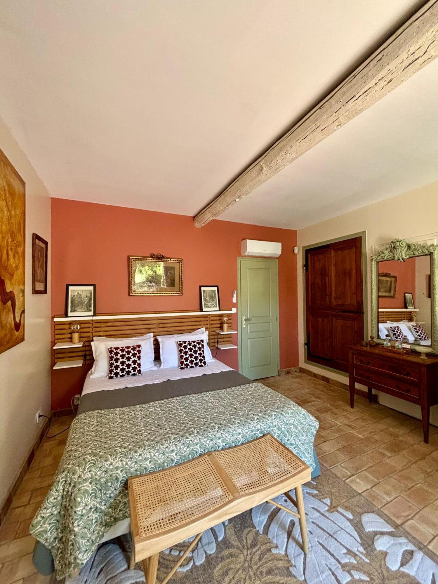 Mondragon Domaine Du Commandeur B&B 외부 사진